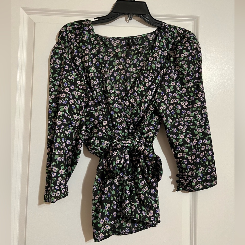 Vero Moda Floral Tie Top (M)